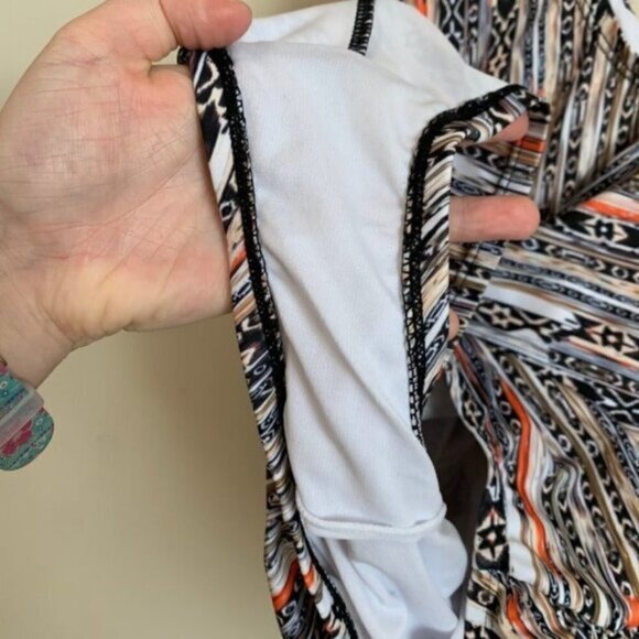 Betty's Beach Bungalow Striped One Piece Swimsuit V Neck Ruched Tummy Control 16 - Picture 6 of 9